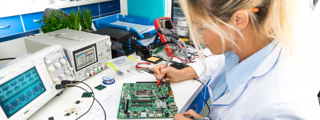 Female does electronics engineering project